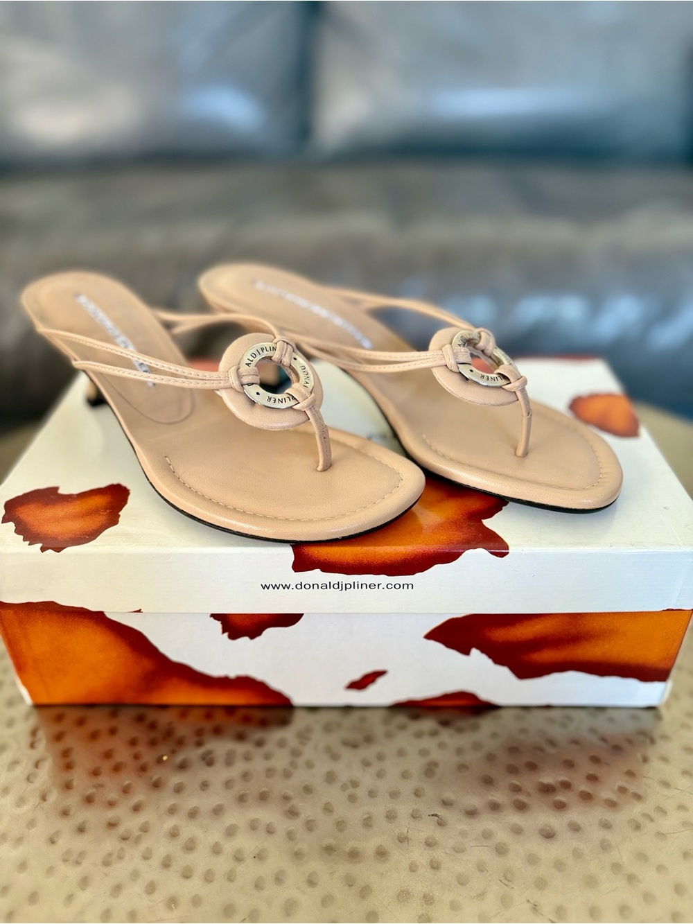Donald J. Pliner Nude Tan Thong Sandal Heels